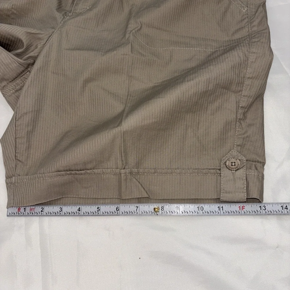 2010 Gloria Vanderbilt Ellyn Short Sz. 16 W Khaki